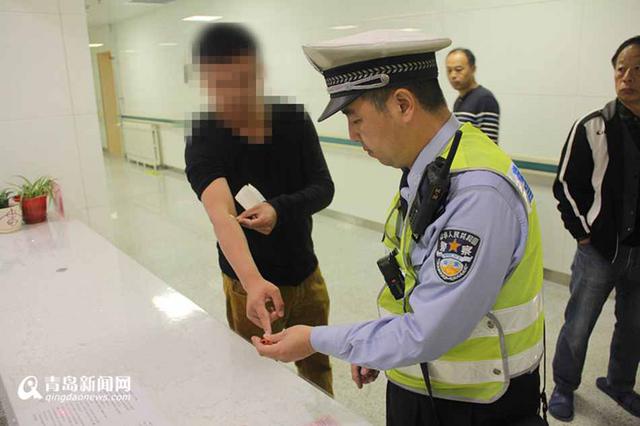 岛曝光20名酒司机 宝马司机醉驾欲倒车逃逸