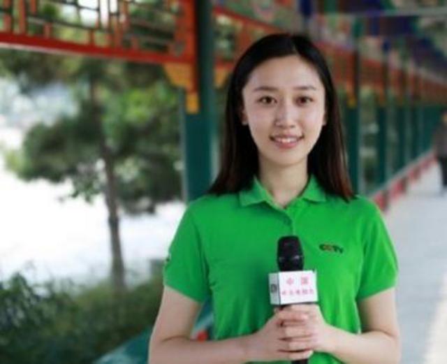 央视90后女主播走红 被称“小刘亦菲” 央视90后女主播走红 被称“小刘亦菲”