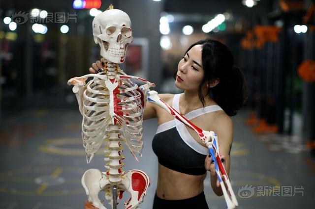 90后美女私教：从尘埃里开出一朵花