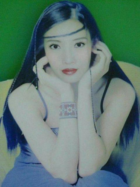 女戒毒师曾是吸毒者 曾经30次戒毒三次自杀