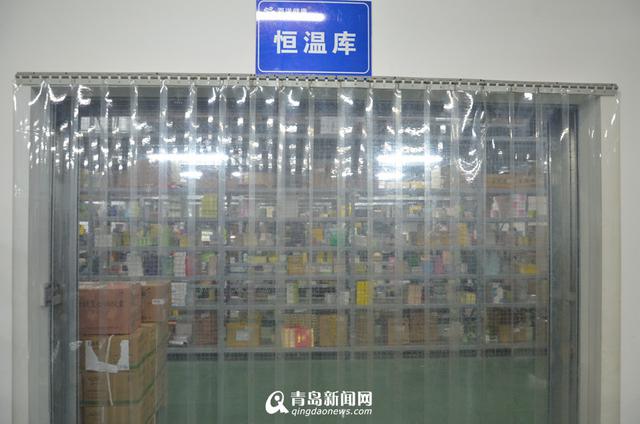 高清:实拍双11电商之夜 全体员工喝红牛熬通宵 高清:实拍双11电商之夜 全体员工喝红牛熬通宵