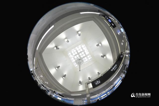 试乘地铁全景看 五四广场到李村仅25分钟