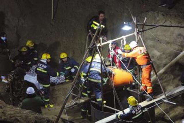 河北坠井男童遗体找到 107小时救援全记录（图）