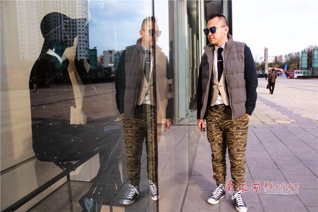 青岛40岁潮大叔化身衣橱整理师：方寸之间，大有天地！