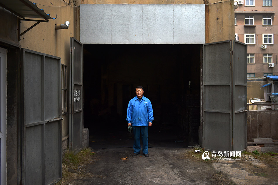 【青岛故事】最后的煤店 一人坚守惨淡经营