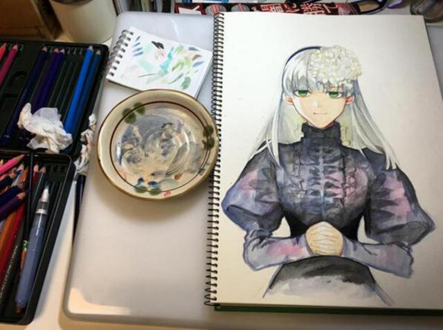日本美女漫画家走红 不仅身材辣且很有才(图)