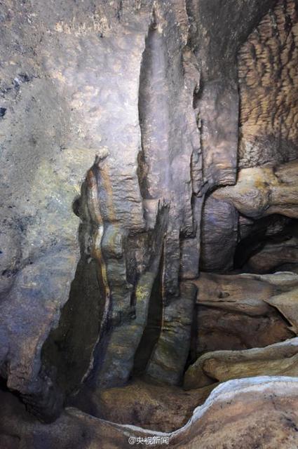     绝美地貌景色！陕西汉中发现世界级天坑群