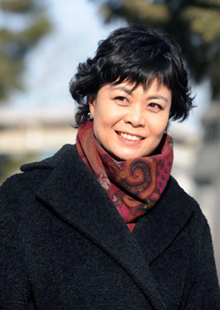 山东作家张炜首次当选中国作协副主席 莫言连任