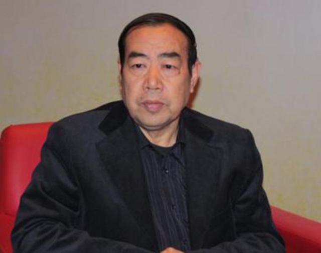 山东作家张炜首次当选中国作协副主席 莫言连任