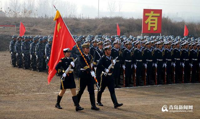 高清：帅! 北海舰队2016年新兵列队接受检阅