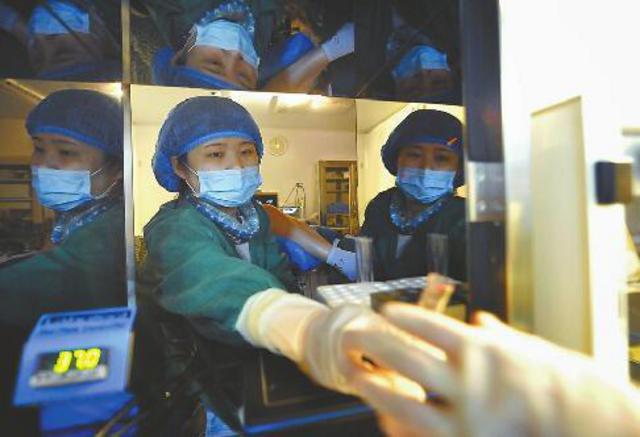 探访试管婴儿受孕女性群体：求子的焦虑与艰辛