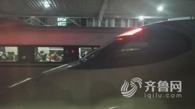 胶济铁路设备故障致9趟列车晚点 济铁：目前已修复 