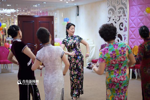 【青岛故事】青岛大姨钟爱旗袍 要办旗袍盛典