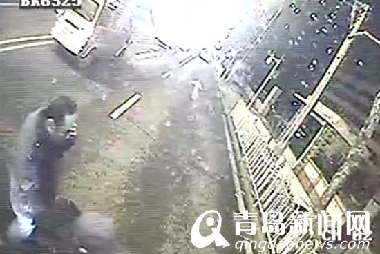 八旬老人雨夜走失 公交微信语音接力全城寻找 八旬老人雨夜走失 公交微信语音接力全城寻找