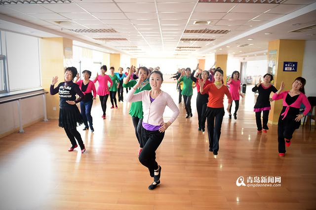 【青岛故事】青岛神舞:大爷也爱的广场舞