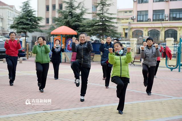 【青岛故事】青岛神舞:大爷也爱的广场舞