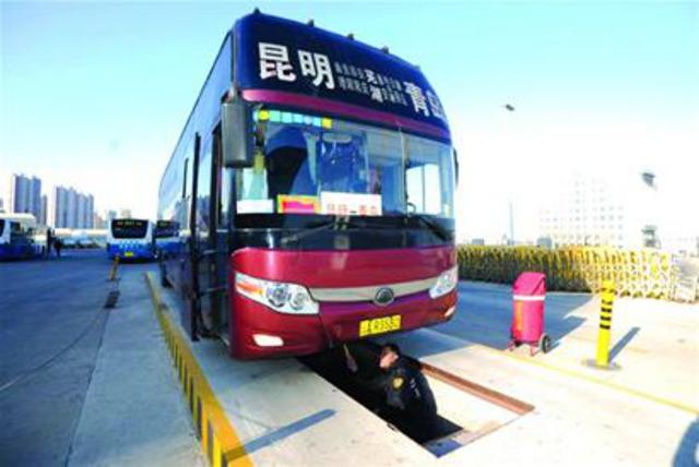 探访青岛行程最长长途线 两天飞奔3600多公里