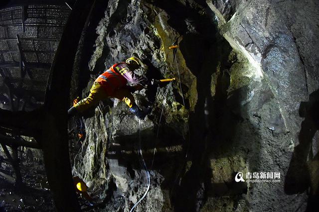 【青岛故事】地下28米 地铁爆破组的日常