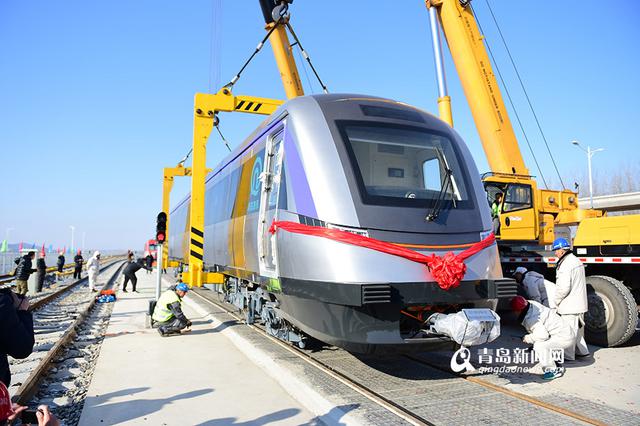 高清：地铁11号线列车交付 看它有啥过人之处