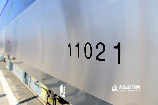 高清：地铁11号线列车交付 看它有啥过人之处