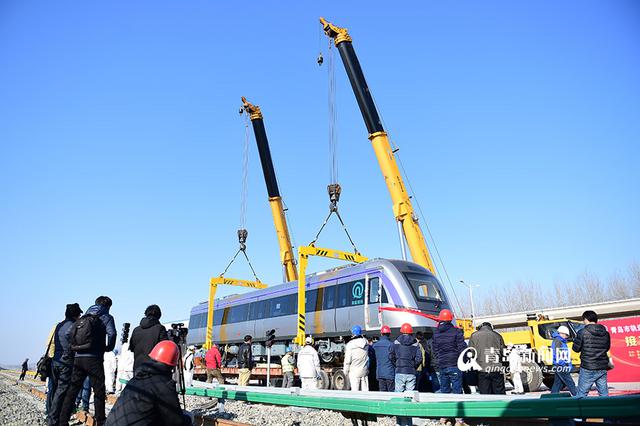 高清：地铁11号线列车交付 看它有啥过人之处