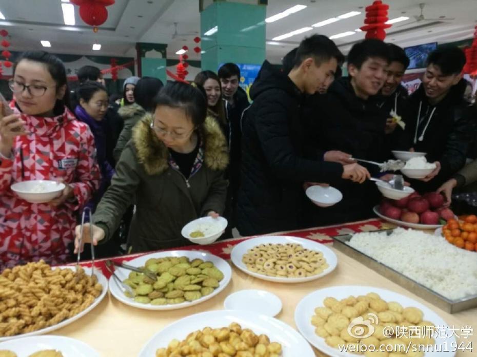 别人的大学！陕西师大给留校生发红包办团圆宴