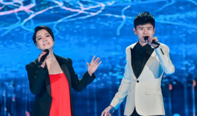 央视公布春晚收视率 毛阿敏张杰对唱成收视最高点