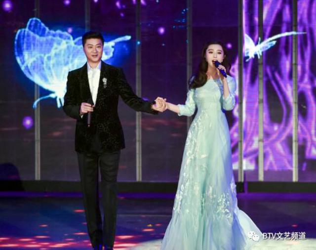 组图:网友在青偶遇范冰冰一家 女神爸爸火了