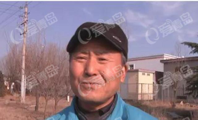 男子退休前讨说法被打 记者摄像机被抢走 男子退休前讨说法被打 记者摄像机被抢走