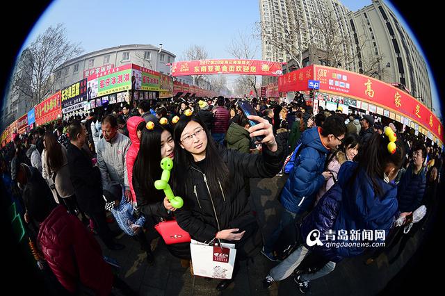 实拍糖球会的鸡年元素 鸡形发卡美美哒