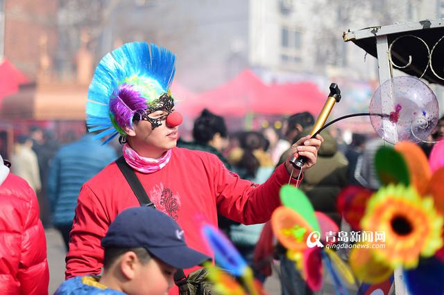 实拍糖球会的鸡年元素 鸡形发卡美美哒