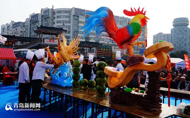 你敢信吗 这些作品都是用萝卜雕刻出来的