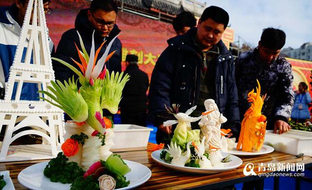 你敢信吗 这些作品都是用萝卜雕刻出来的