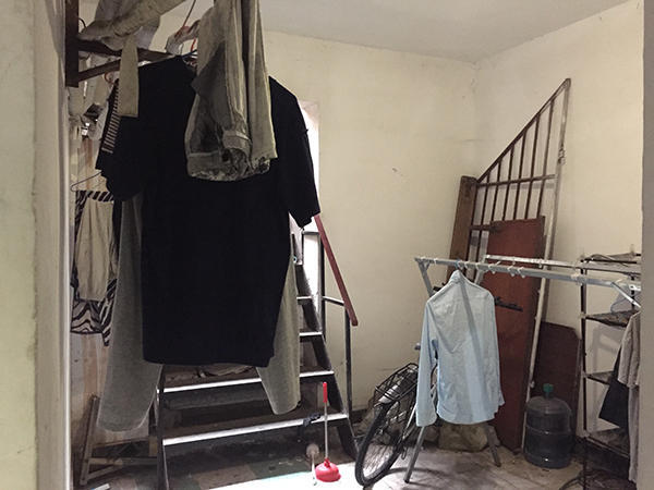 上海一地下室租住33户人家 被公安查封