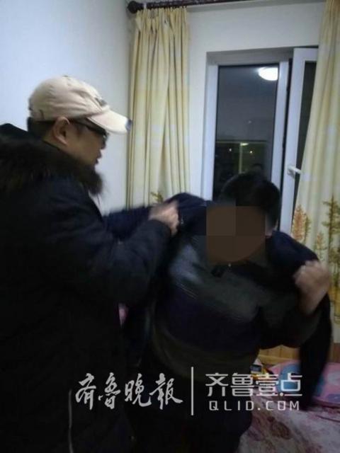 男子驾无牌摩托夜晚撞人 毁灭证据后潜逃回家