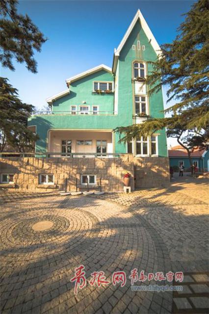 航拍青岛公主楼