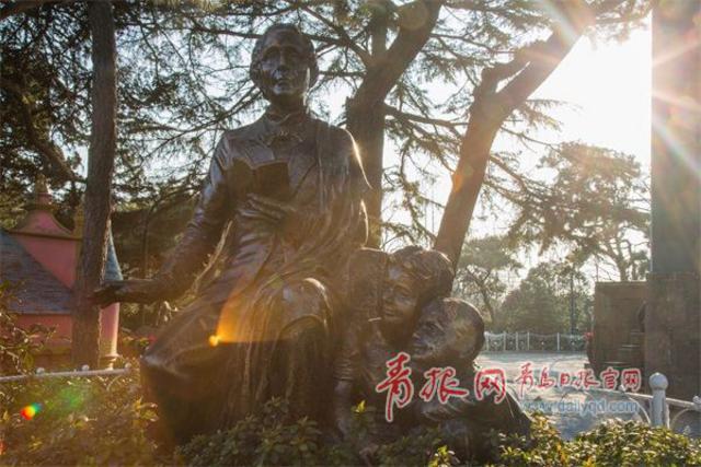 航拍青岛公主楼