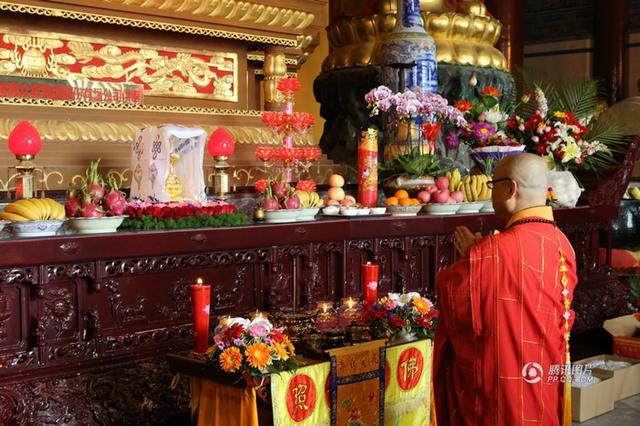 山东宝相寺迎请佛祖佛牙舍利 曾隐世八百余年