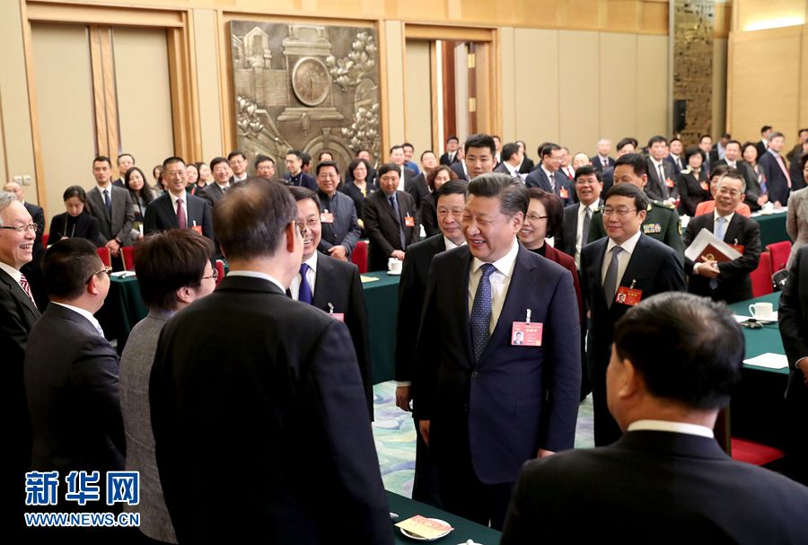 习近平：践行新发展理念深化改革开放