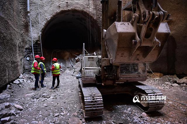 【青岛故事】青岛地铁女总工：每天爬80层楼