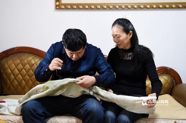 【青岛故事】爱刺绣的大师傅 未完作品值60万