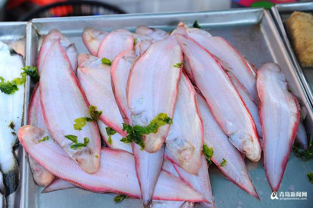 高清:灵山岛石夹红花盖蟹大量上市 味道鲜美 高清:灵山岛石夹红花盖蟹大量上市 味道鲜美