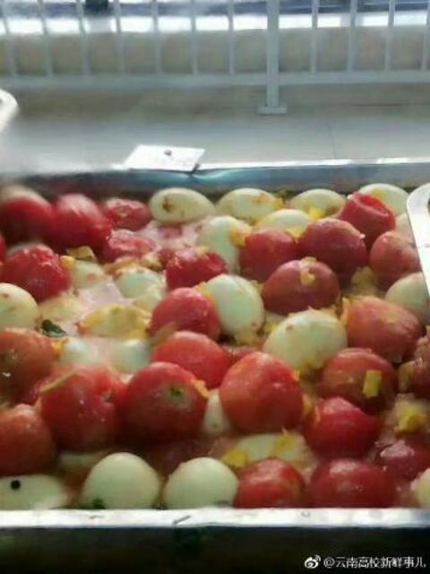 高校现西红柿炒鸡蛋plus版：整个番茄炒整个蛋