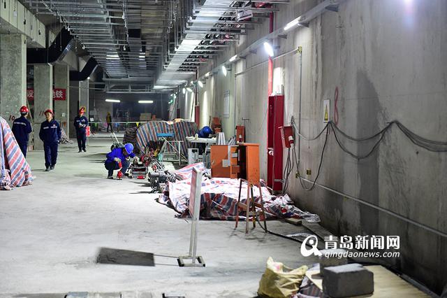 探秘地铁2号线麦岛站 扶梯已安装到位