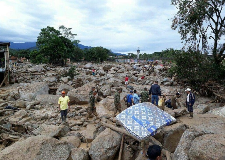 哥伦比亚泥石流254人遇难 一夜降雨达130厘米