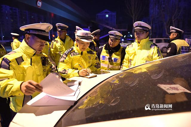 【青岛故事】女交警的夜生活 直播查酒驾
