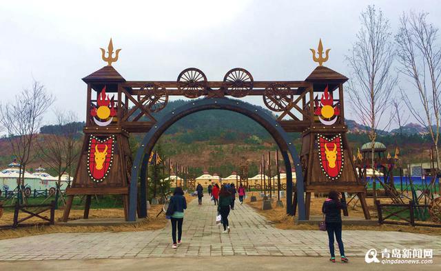 高清：西海岸再现'耀眼黄' 油菜花华丽绽放