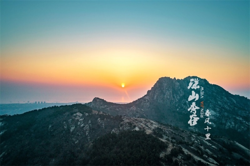 春来飞红大珠山 万亩杜鹃花海奇丽壮观