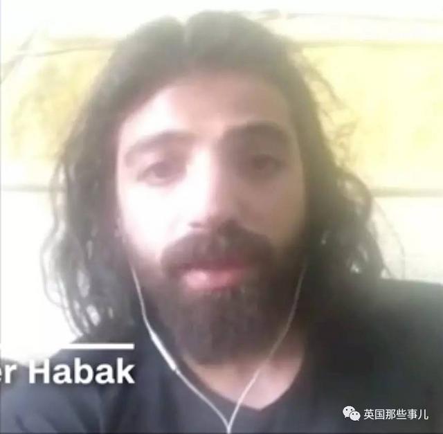 叙儿童受薯片引诱被炸死 摄影师飞奔抢救跪地痛哭