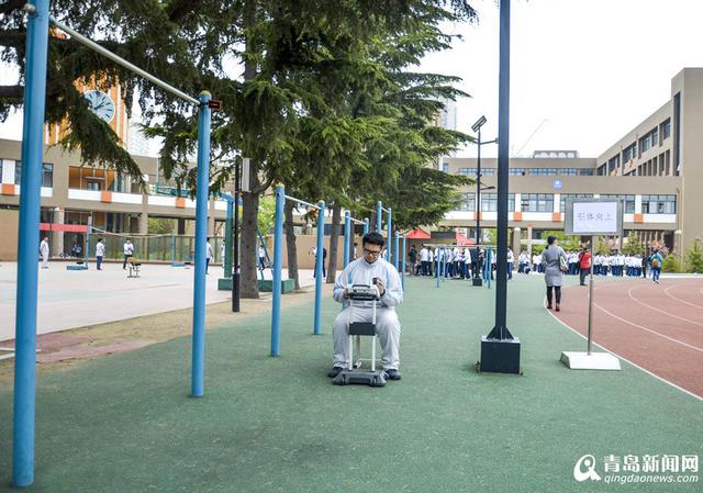 青岛体育中考开考 引体向上报名不足百人